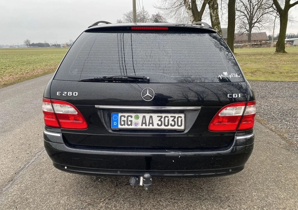 Mercedes-Benz Klasa E cena 13900 przebieg: 319000, rok produkcji 2005 z Buk małe 497